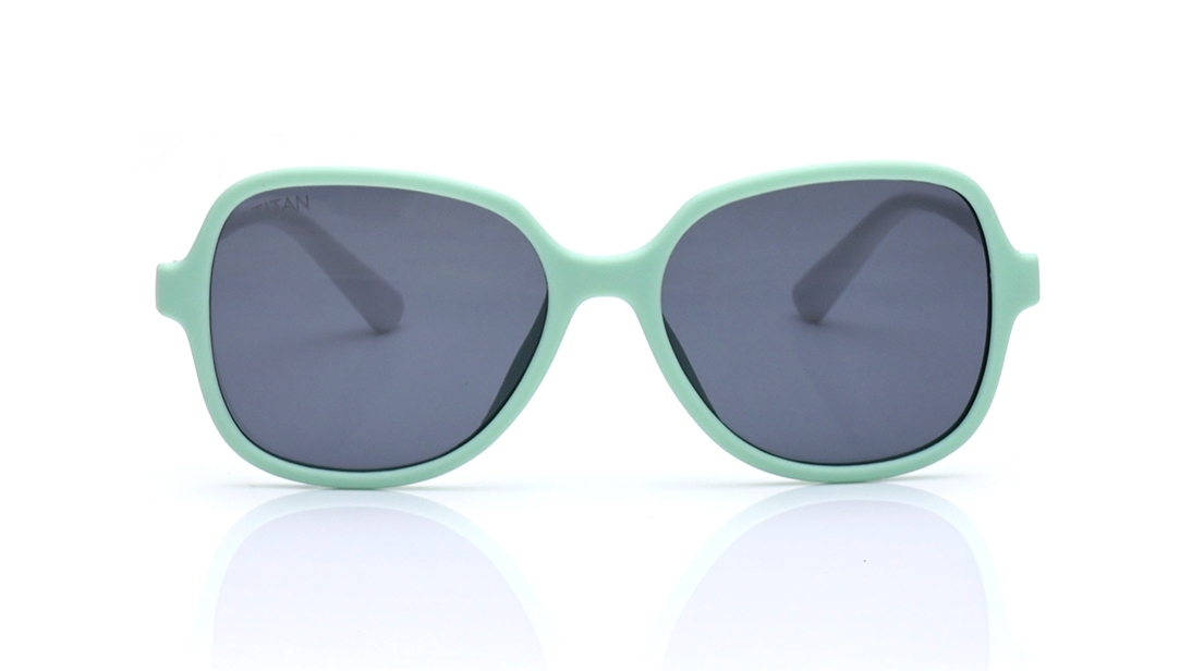 Image 1 of Black Aviator Polarized Sunglasses for Kids from Dash Available at Titan Eye+