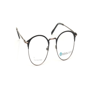 Image 2 of Black Round Eyeglasses for Men and Women from Titan Available at Titan Eye+